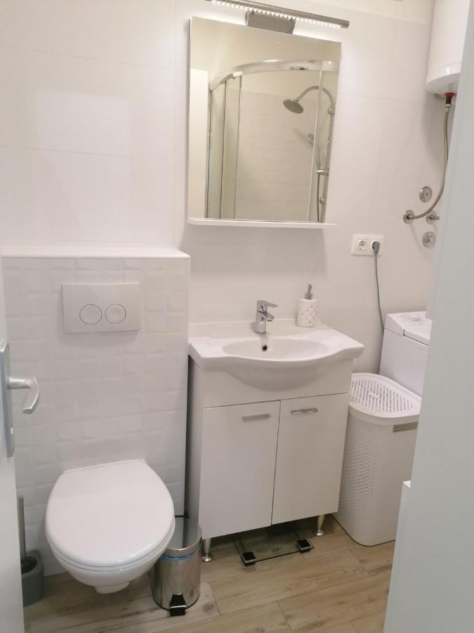Apartman Petra Pula Exterior foto