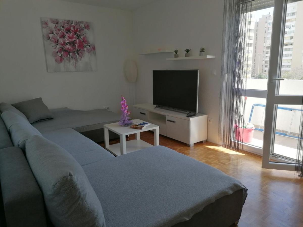 Apartman Petra Pula Exterior foto